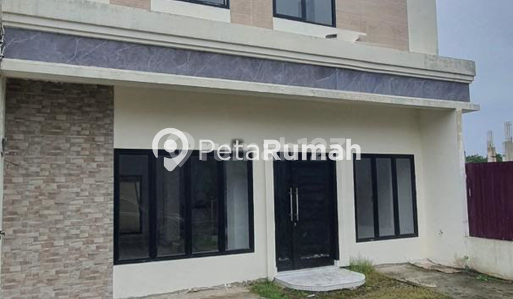 For Sale Villa on Jalan Ngumban Surbakti, Royal Park Residence Complex - Jamin Ginting Area
