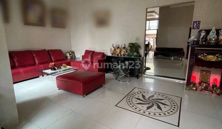 Dijual Villa Cantik di Jl Buah Komplek Cemara Asri, Deli Serdang 2