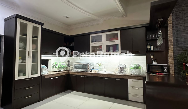 For Sale Fully Furnished Villa In Villa Makmur Indah Complex, Adam Malik Area