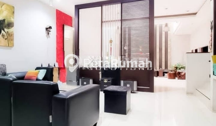 Dijual Villa Lux Komplek Cemara Asri