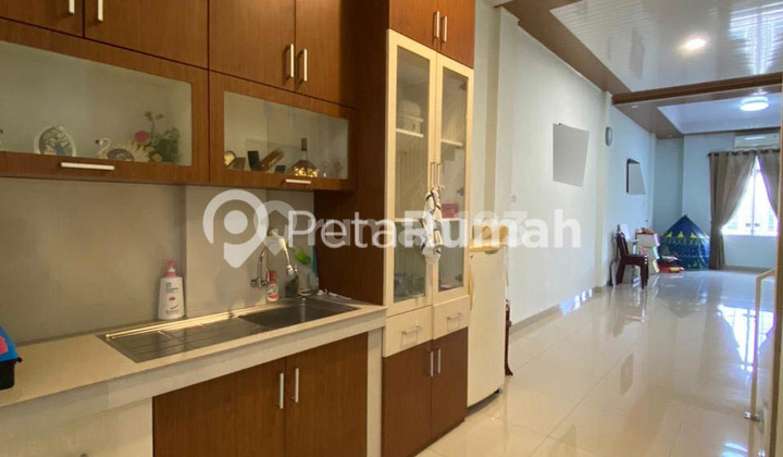 DIJUAL RUKO GANDENG FULL FURNISH KOMPLEK THE RAZTAN PALACE