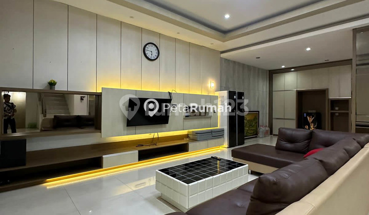 DIJUAL VILLA MEWAH KOMPLEK CEMARA KUTA DAERAH PANCING 