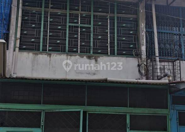 Dijual Rumah 3 Lantai di Jl Selam, Medan 2