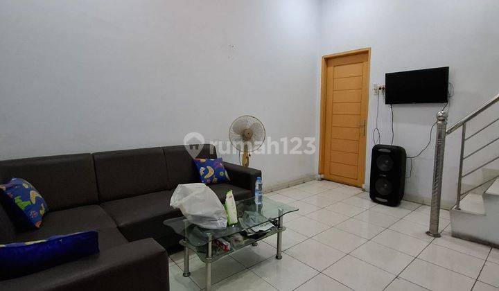 Dijual Townhouse Siap Huni Di Jl Johar 1