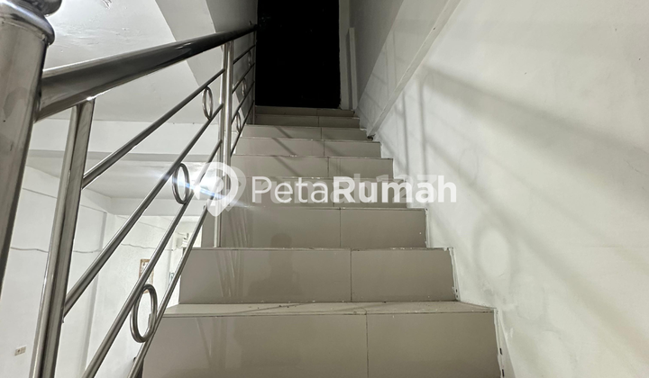 Dijual Ruko Jl Karya Wisata - Daerah Johor Cocok untuk Usaha