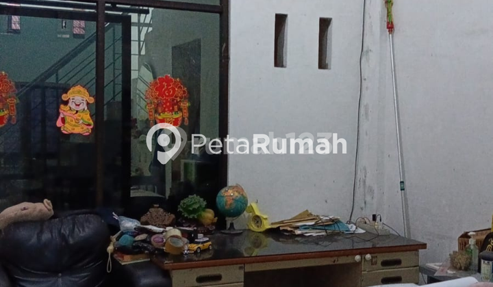 FOR SALE SHOPHOUSE BAMBU IV STREET - KRAKATAU AREA