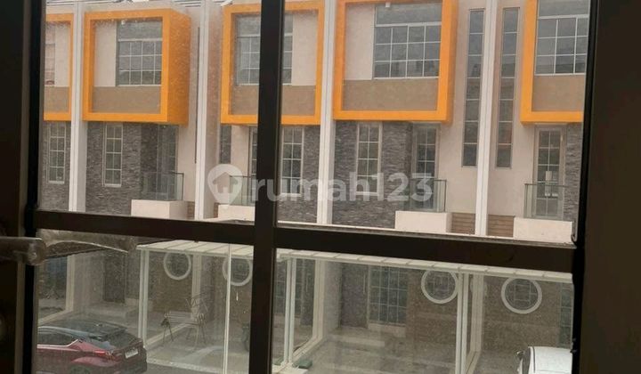 Dijual.rumah Minimalis ,Murah Dan.cepat Rumah Pik 2