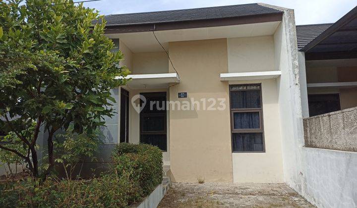 Di Jual Rumah Lingkungan Nyaman di Solokan Jeruk 1