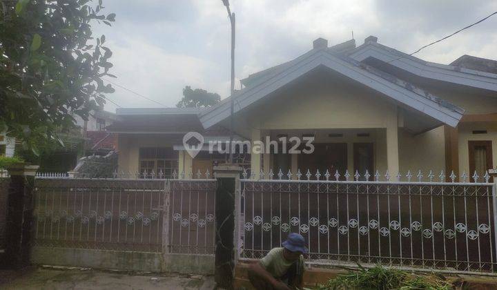 Dijual Rumah Strategis di Jl Anggrek Katlia, Rancaekek 1