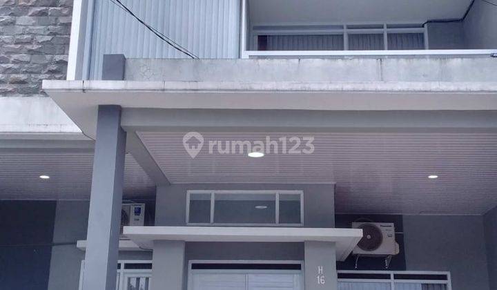 Dijual Rumah 3 Lantai di Jalan Raya Nanjung 1