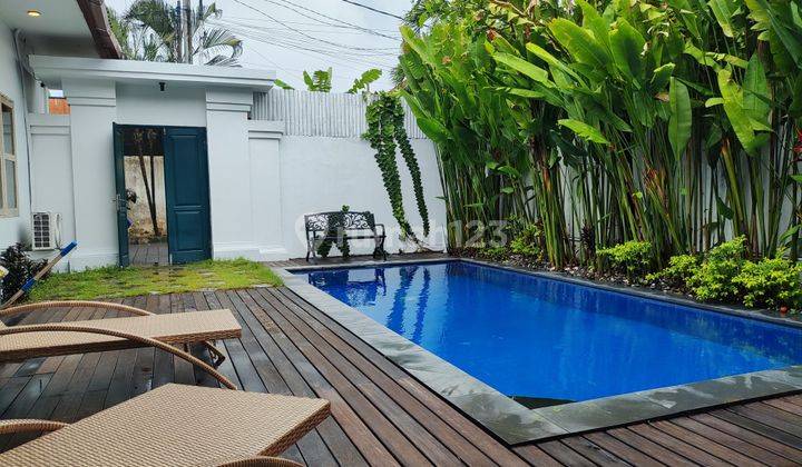 Three Bedrooms Villa Located At Kerobokan  2