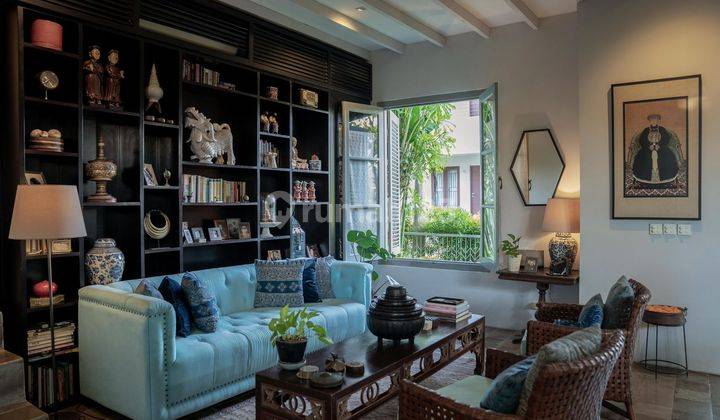 CLASSIC NEO COLONIAL HOUSE, FULLY FURNISHED FOR SALE  22