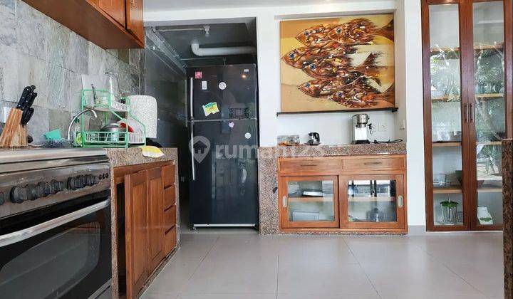 THREE BEDROOMS VILLA FOR LEASE 35 YEARS AT UMALAS 2