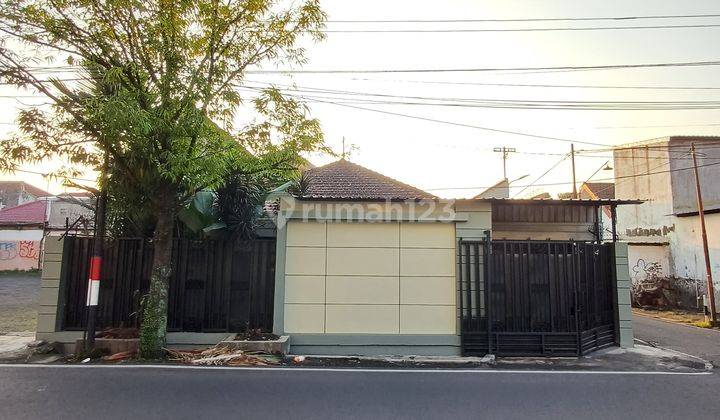 Rumah 2 Lantai Posisi Hook Siap Huni Di Poros Jalan Batanghari Lokasi Strategis 1