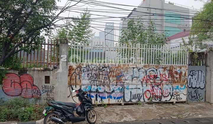 Di Sewakan Tanah Luas 1500m2 Lokasi Sangat Strategis 