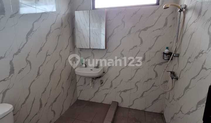 Disewakan Rumah 2 Lantai di Sunter Paradise Tahap 2 - Jakarta Utara 2