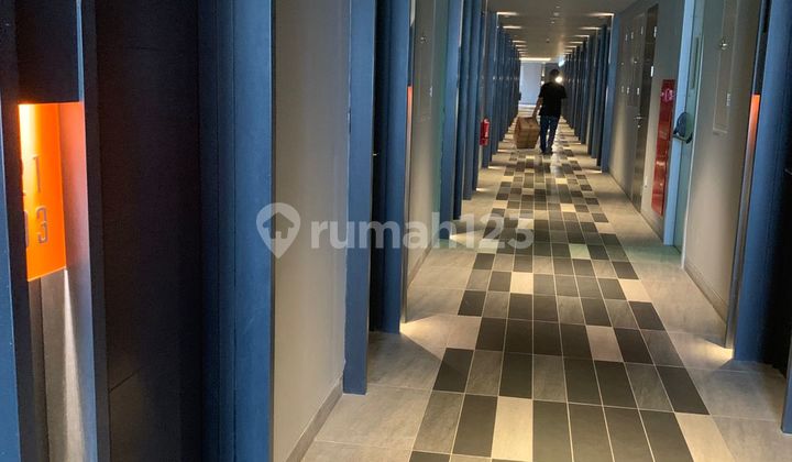 Disewakan Apartement Type Studio Semi Furnished di Collins Boulevard - Tangerang Selatan Banten 2