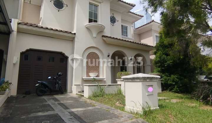 Disewakan Rumah 2 Lantai di Sutera Tiara, Alam Sutera - Tangerang 1