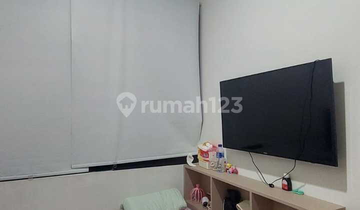 Disewakan Rumah 2 Lantai Full Furnished Posisi Hoek di Metland Puri - Cipondoh Tangerang 2