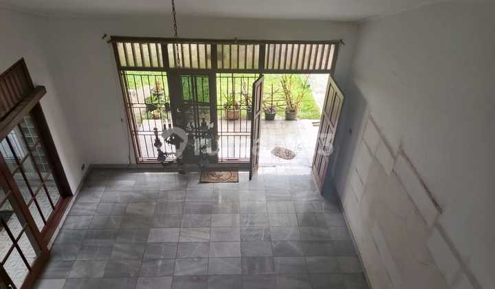 Disewakan Rumah 2 Lantai Luas 360 Meter di Puri Indah - Jakarta Barat Cocok untuk Restaurant atau Cafe Disewakan Rumah 2 Lantai Luas 360 Meter di Puri Indah - Jakarta Barat Cocok untuk Restaurant atau Cafe