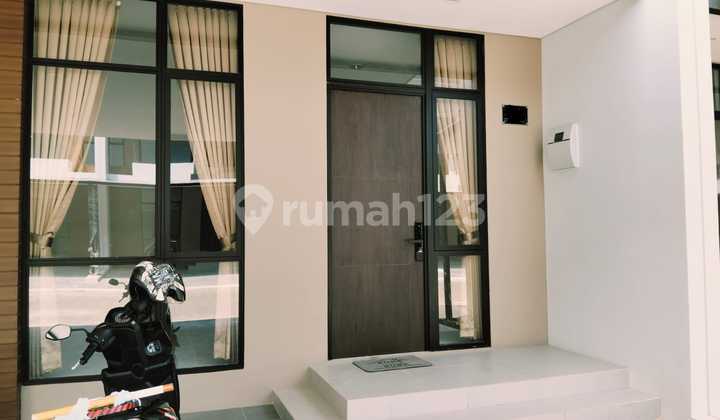 For Rent: New House in PIK2 Kuningan Village, size 6x15, Semi-Furnished.