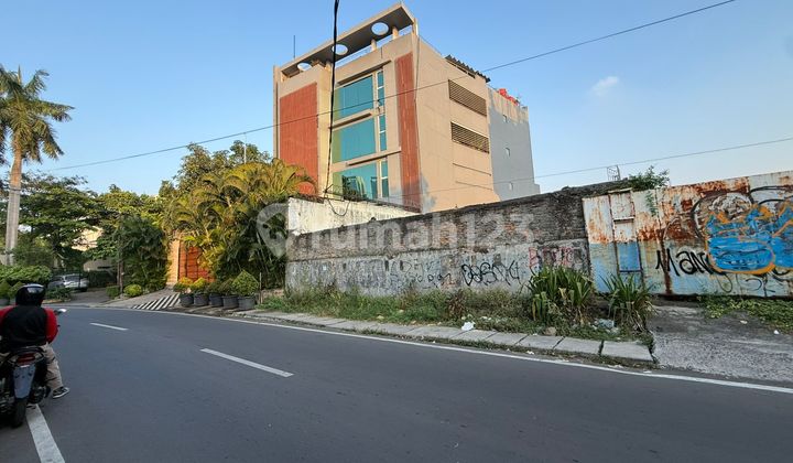 Di Sewakan Tanah Luas 1500m2 Lokasi Sangat Strategis 