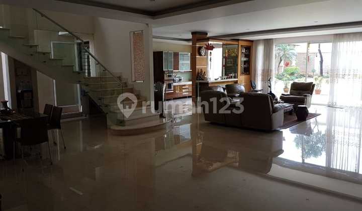 Di Jual Rumah Terenovasi Furnished di Green garden, Jakarta Barat 2