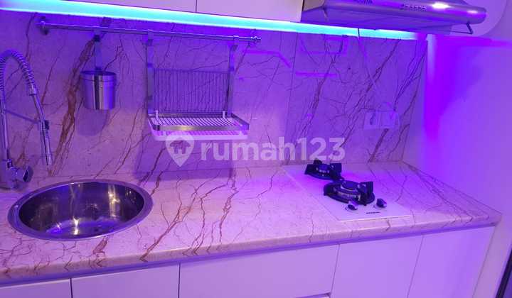 Di jual apartemen 2 Br Belmont Residence Kebon Jeruk 2