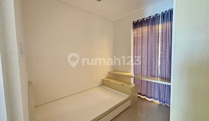 Disewakan Rumah 2 Lantai Rapi Semi Furnished di Nara Village Gading Serpong-pagedangan  2