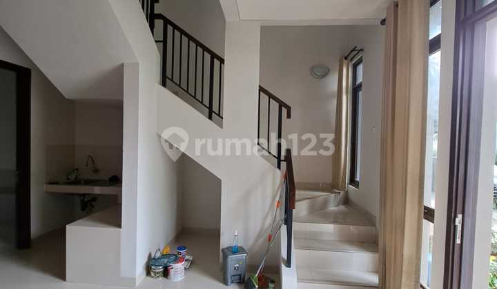 Di Sewakan Rumah 2 LT Di Cluster Regent Town, Cocok Untuk Kost2an Di Sewakan Rumah 2 LT Di Cluster Regent Town, Cocok Untuk Kost2an