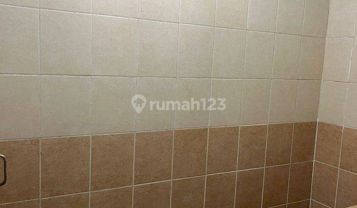 Ruko Strategis 2 Lantai Taman Kopo Indah 3 Baru Renovasi 