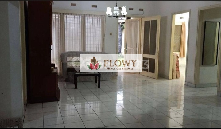 Rumah Nyaman Asri di Kawasan Elite Hegarmanah Ciumbuleuit Bandung 2