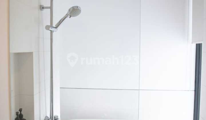 Rumah Premium With Pool & Rooftop di Dago Village Bandung 2