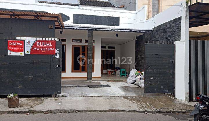 Rumah ditengah kota  12