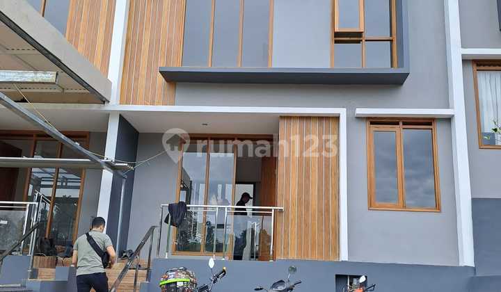 Jual / Sewa Rumah Murah di Komplek Bali Garden City View Bandung Jual / Sewa Rumah Murah di Komplek Bali Garden City View Bandung