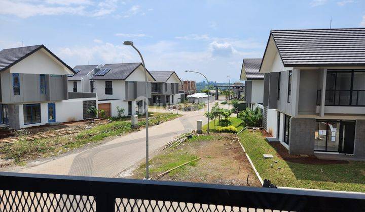 Rumah di Kota Baru Parahyangan
Cluster tarubhuwana 2 Lantai Baru 2