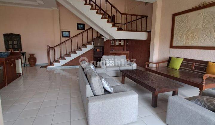 Rumah 3 Lantai Semi Furnish di Cipaku Indah Setiabudi Bandung 1