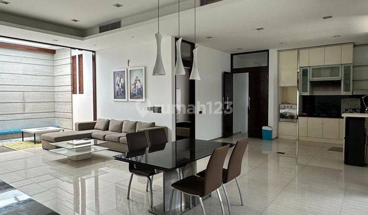 Rumah Cocok Untuk Usaha Full Furnished di Sayap Riau Bandung Kota 1