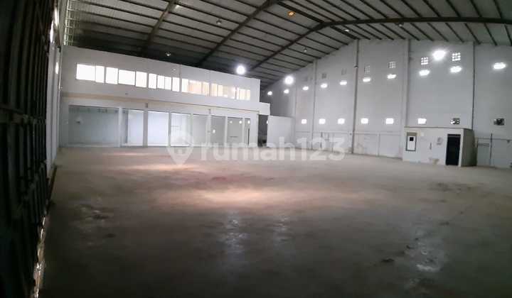 Jual Gudang Bagus Luas Strategis di Mainroad Kiaracondong Bandung