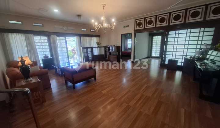 Sewa Rumah Cozy Semi Furnish di Cluster Setra Indah Bandung Utara Sewa Rumah Cozy Semi Furnish di Cluster Setra Indah Bandung Utara