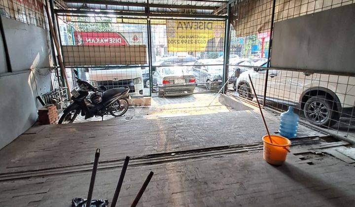 Sewa Ruko 2 Lantai Strategis di Cihampelas Pusat Kota Bandung 1
