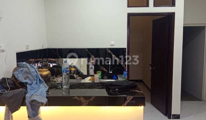 New Affordable Strategic House in Cipedes Pasteur Bandung New Affordable Strategic House in Cipedes Pasteur Bandung