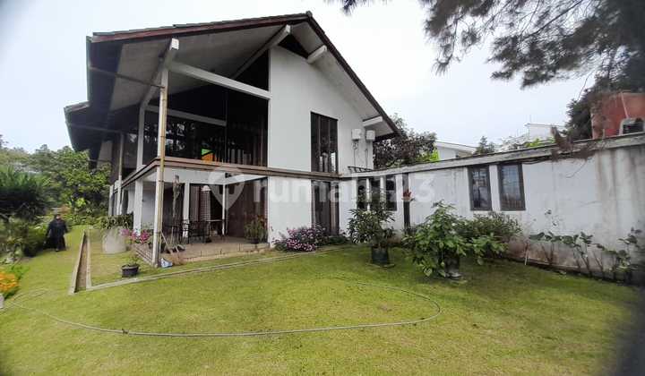 Rumah Asri Luas di Cluster Sayap Setiabudi Bandung Utara