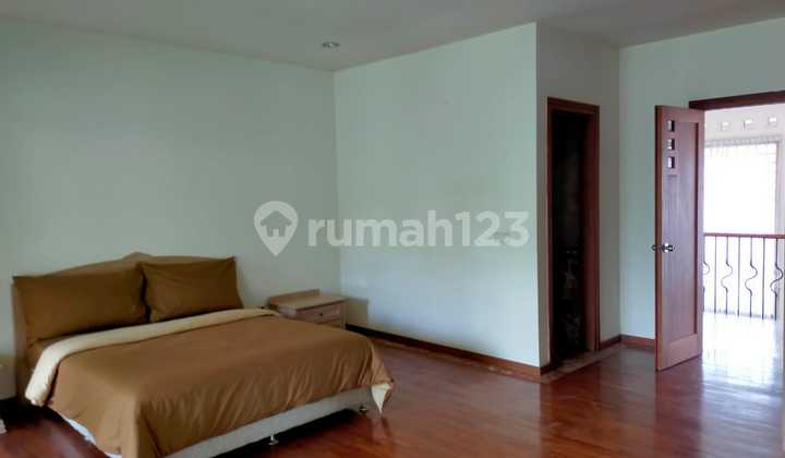 Cool Semi-Furnished House for Rent in Cipaku Indah Cluster, Bandung 2