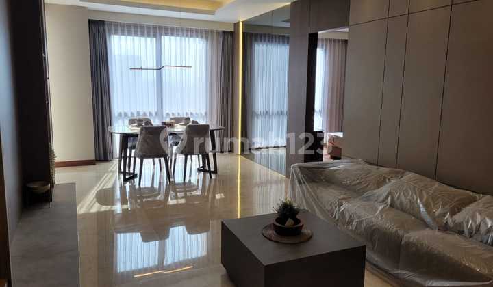 For Rent 3+1BR Luxury Apartment with Private Lift at Hegarmanah Residence For Rent 3+1BR Luxury Apartment with Private Lift at Hegarmanah Residence