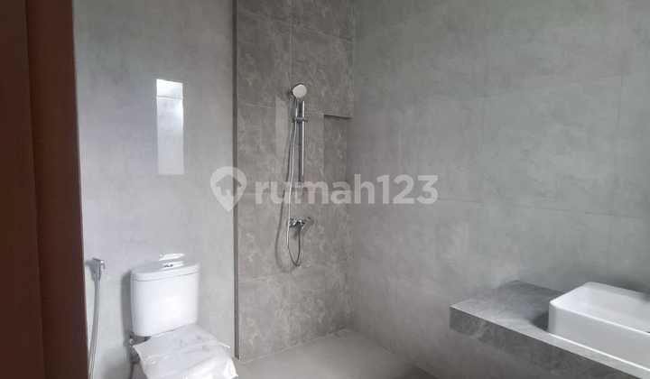 Sell New Ready-to-Live House in Setra Duta Cluster, North Bandung 2