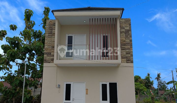Rumah 2 Lantai di Banguntapan Dekat Jogja Kota 10 Menit Giwangan Rumah 2 Lantai di Banguntapan Dekat Jogja Kota 10 Menit Giwangan