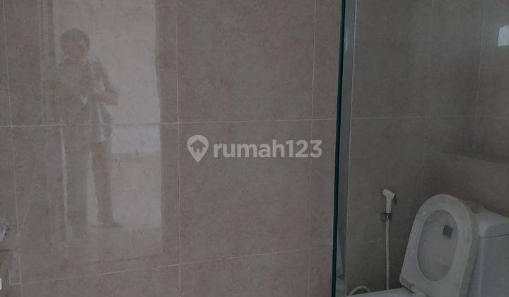 Dijual Rumah Hoek Furnished Pantai Mutiara, Jakarta Utara 3