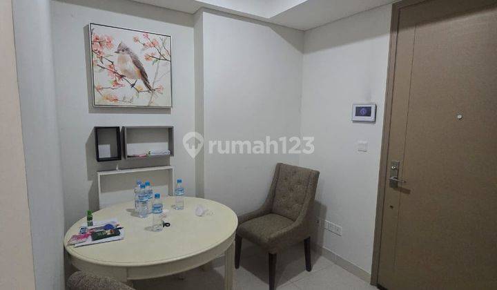 Apartemen Gold Coast Honolulu 29m2 1 Br Full Furnished Low Zone 2