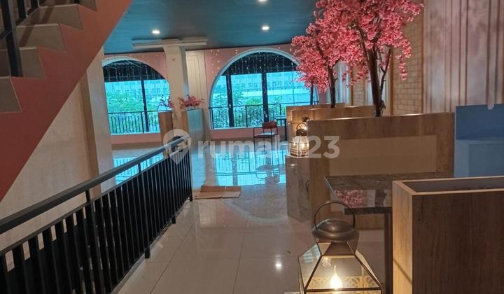 Ruko Gandeng Golf Island 9x15 Sudah Renovasi 4 Lantai Bagus